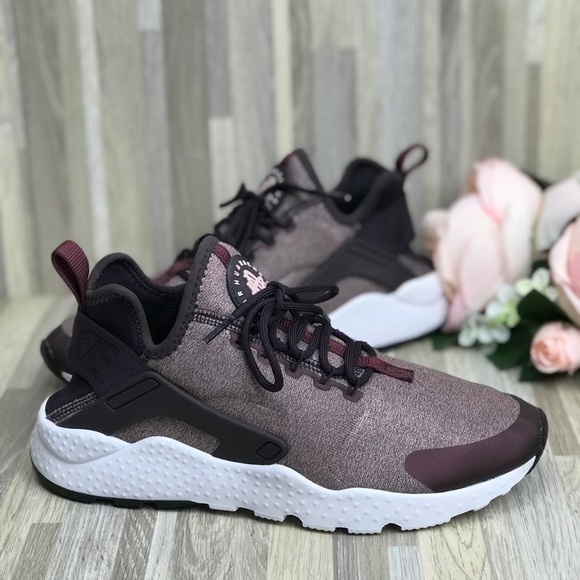 Nike Shoes - NWT Air Huarache Ultra PRM Burgundy Mousse WMNS